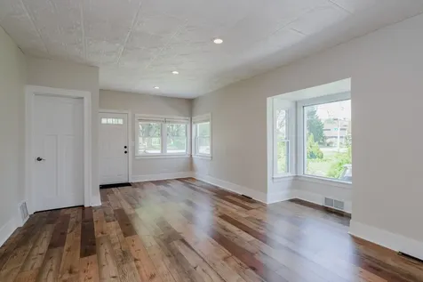 22W724 Saint Charles Road Glen Ellyn IL 60137