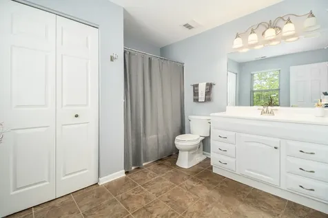 956 Mesa Drive Lake In The Hills IL 60156