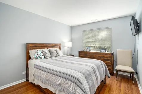 956 Mesa Drive Lake In The Hills IL 60156