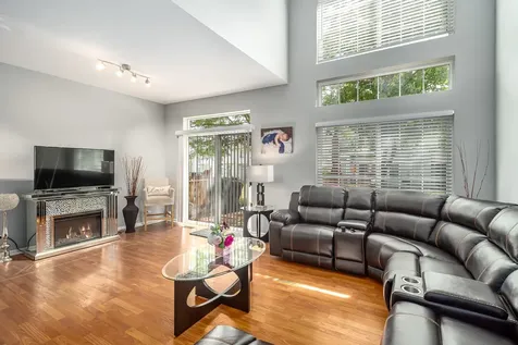 956 Mesa Drive Lake In The Hills IL 60156