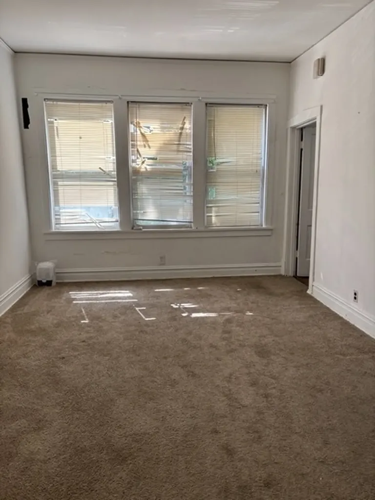 3327 South Lituanica Avenue Chicago IL 60608