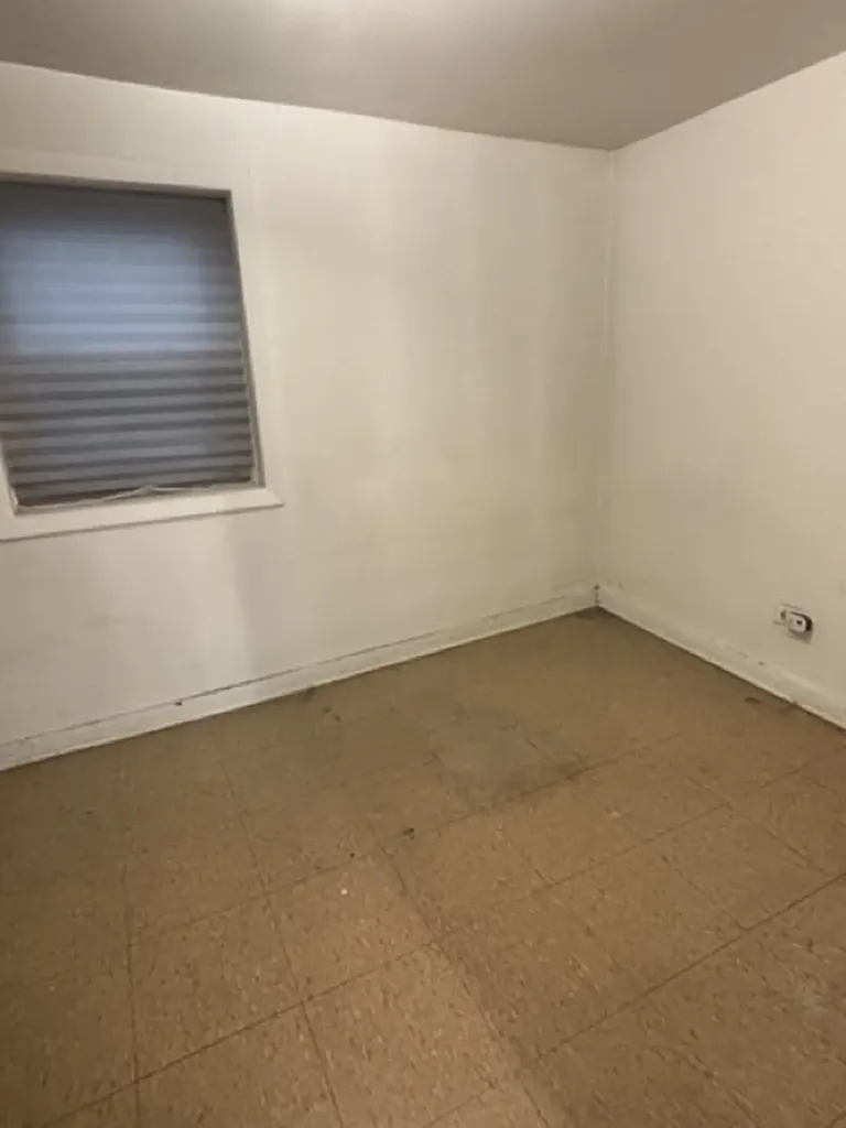 3327 South Lituanica Avenue Chicago IL 60608