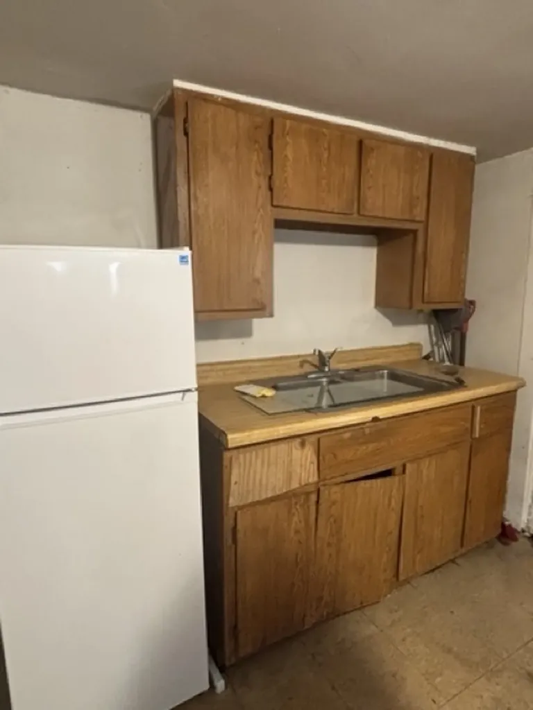 3327 South Lituanica Avenue Chicago IL 60608