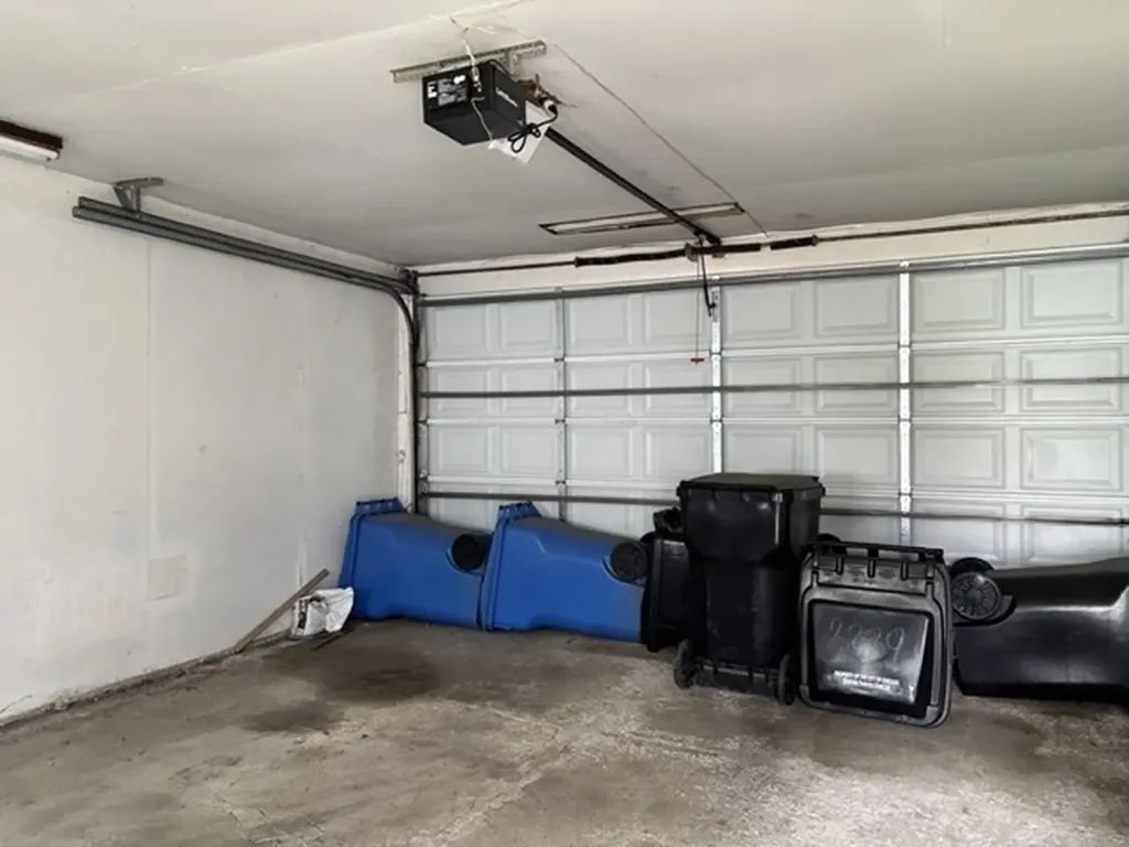 3327 South Lituanica Avenue Chicago IL 60608
