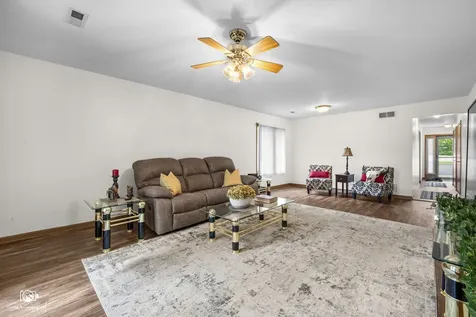 2417 Par Four Court Joliet IL 60436