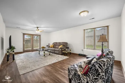 2417 Par Four Court Joliet IL 60436