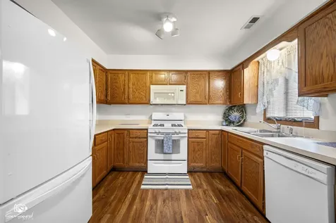 2417 Par Four Court Joliet IL 60436