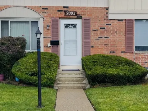 2093 Euclid Court Richton Park IL 60471