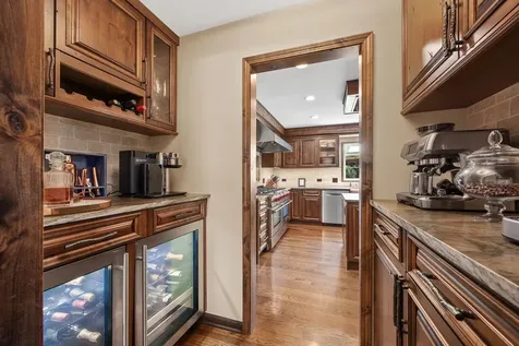 10 Elm Street Hawthorn Woods IL 60047
