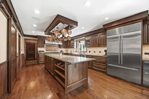 10 Elm Street Hawthorn Woods IL 60047
