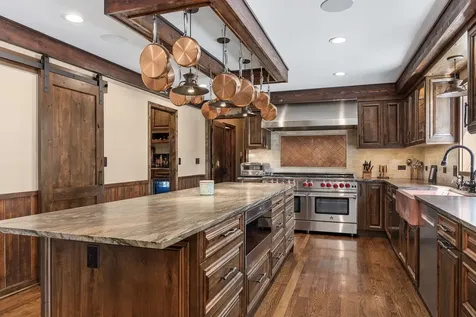 10 Elm Street Hawthorn Woods IL 60047