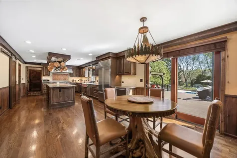 10 Elm Street Hawthorn Woods IL 60047