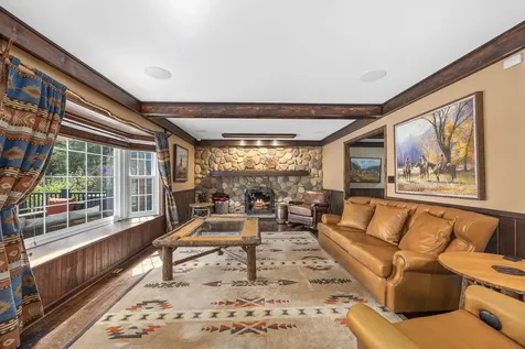 10 Elm Street Hawthorn Woods IL 60047