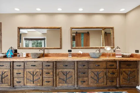 10 Elm Street Hawthorn Woods IL 60047