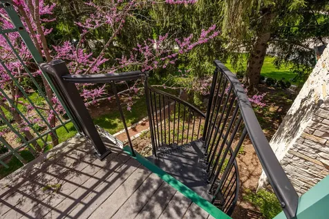 10 Elm Street Hawthorn Woods IL 60047