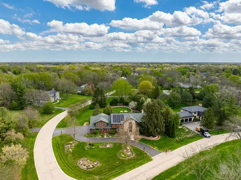10 Elm Street Hawthorn Woods IL 60047