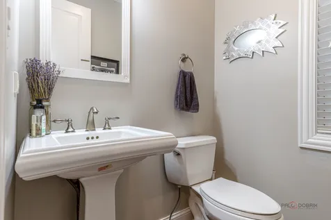 2309 Walters Avenue Northbrook IL 60062