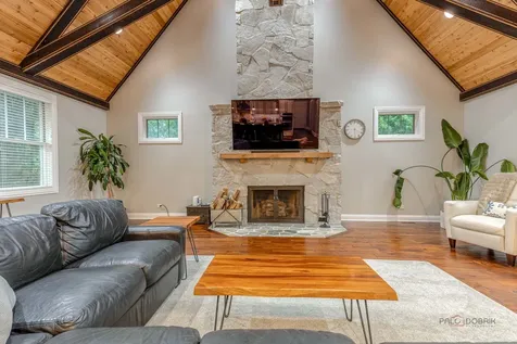 2309 Walters Avenue Northbrook IL 60062