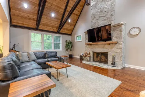 2309 Walters Avenue Northbrook IL 60062