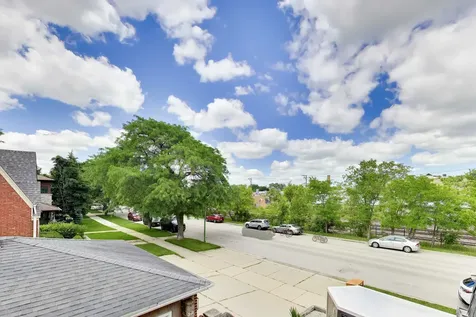 6040 North Niagara Avenue Chicago IL 60631