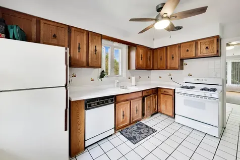 6040 North Niagara Avenue Chicago IL 60631