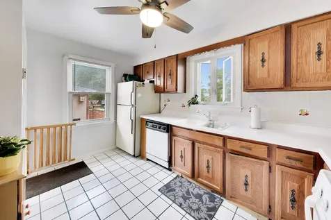 6040 North Niagara Avenue Chicago IL 60631