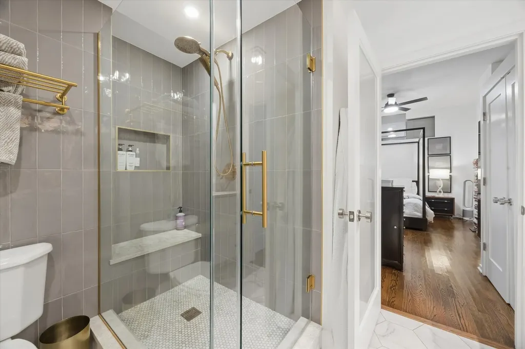 208 West Washington Street Chicago IL 60606
