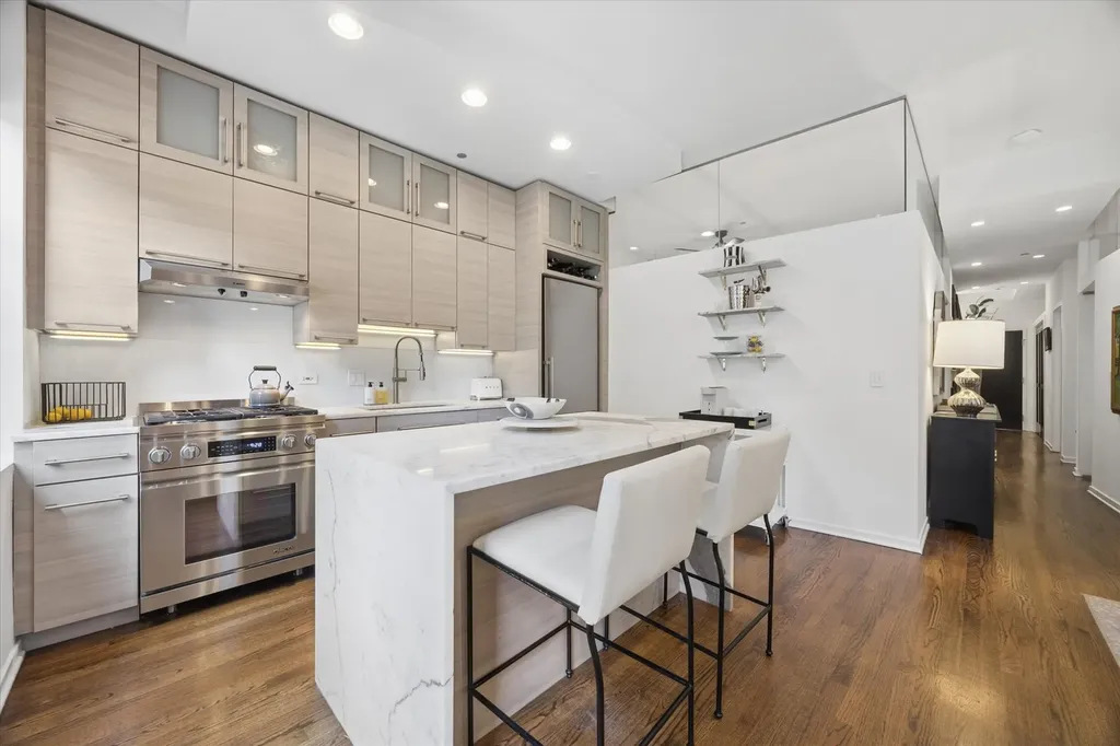 208 West Washington Street Chicago IL 60606