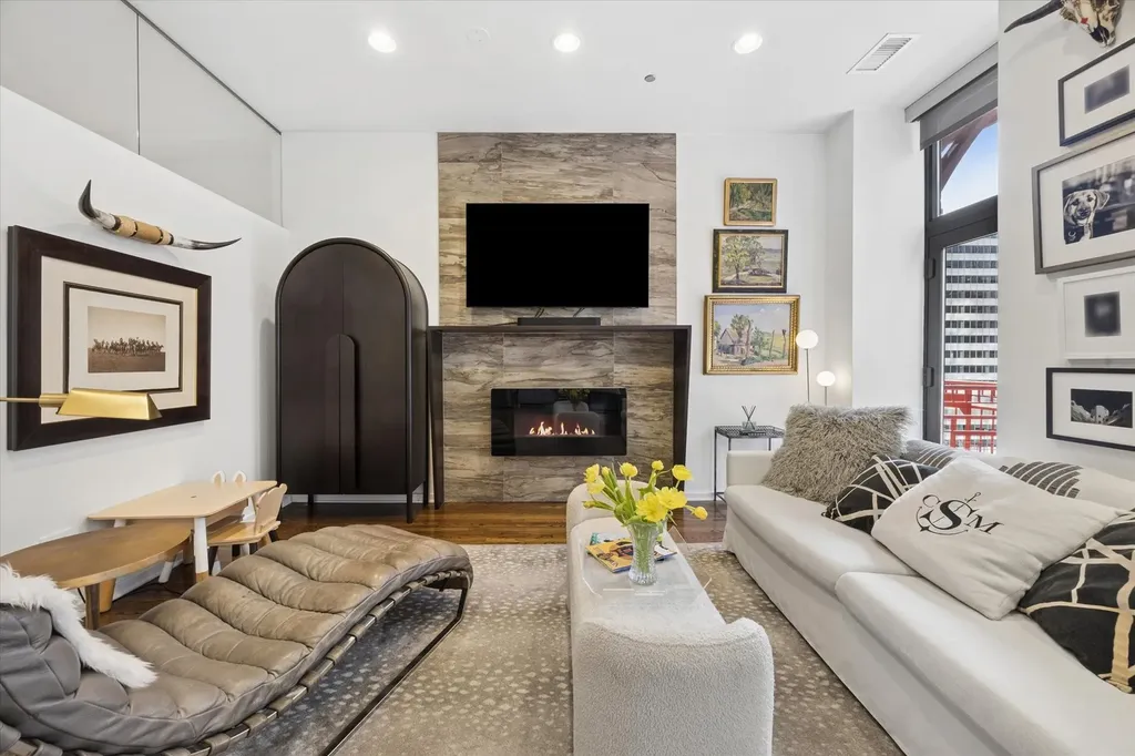 208 West Washington Street Chicago IL 60606