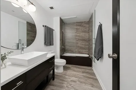 208 West Washington Street Chicago IL 60606