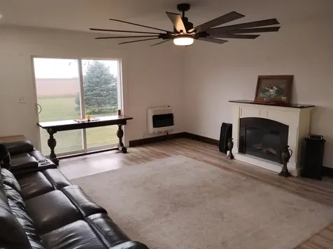10788 North 1000 East Road Chenoa IL 61726