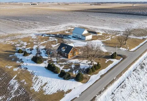 10788 North 1000 East Road Chenoa IL 61726