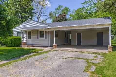 309 West Torrance Avenue Pontiac IL 61764