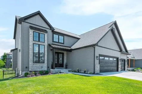 5105 Finlen Lane Bloomington IL 61705