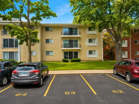 10115 Old Orchard Court Skokie IL 60076