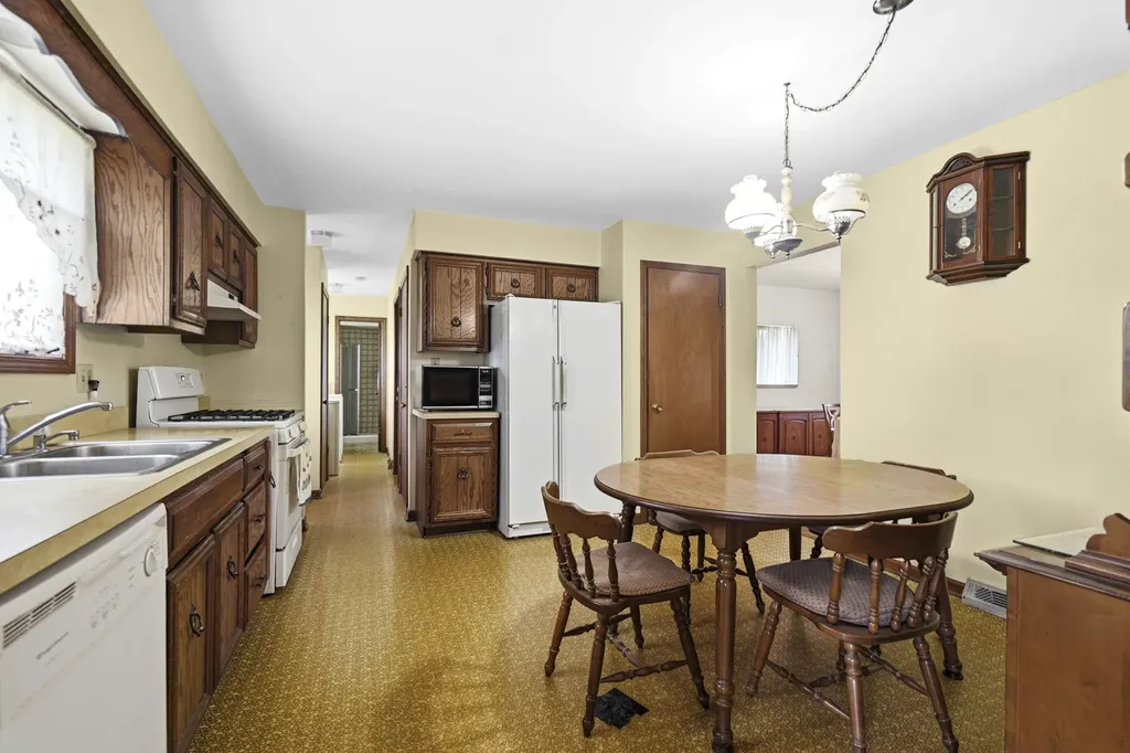325 Wintree Lane New Lenox IL 60451