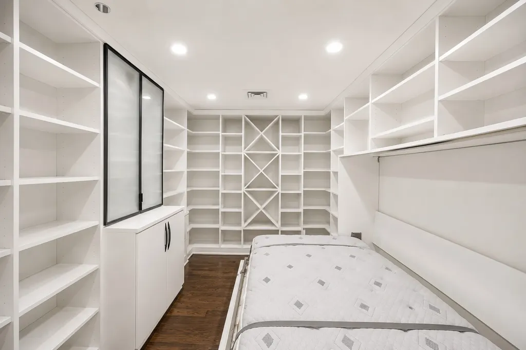 680 North Lake Shore Drive Chicago IL 60611