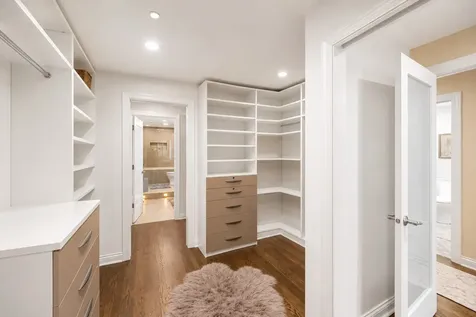 680 North Lake Shore Drive Chicago IL 60611