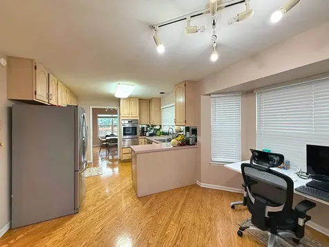991 Sweetflower Drive Hoffman Estates IL 60169