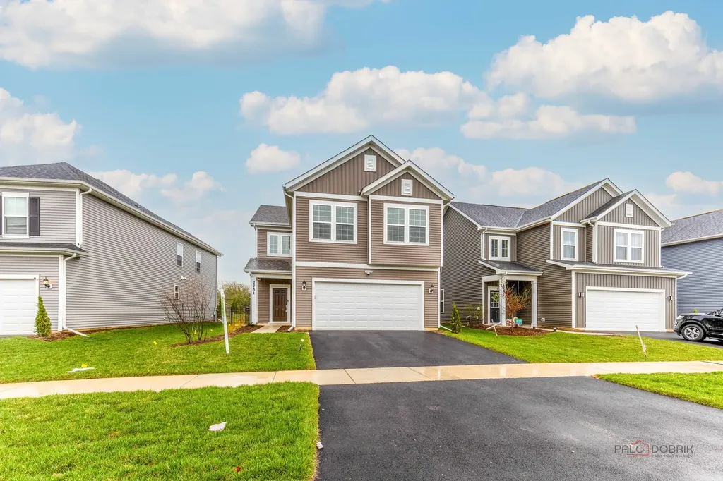 2751 Lawlor Lane Naperville IL 60564