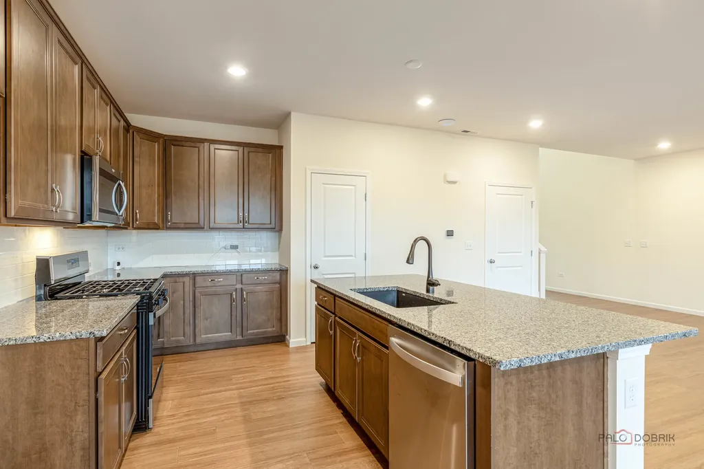 2751 Lawlor Lane Naperville IL 60564