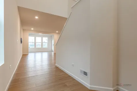 2751 Lawlor Lane Naperville IL 60564