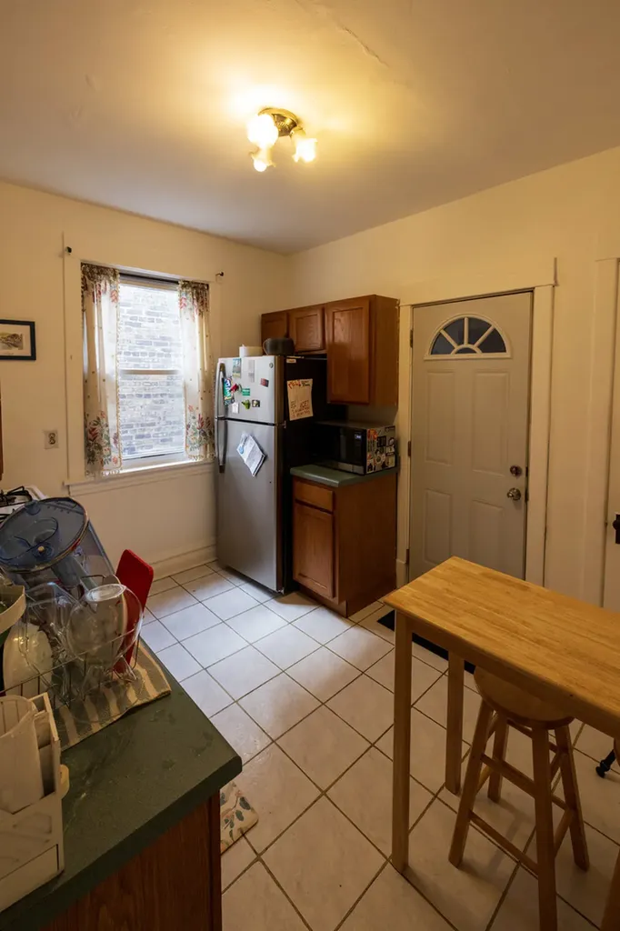 2648 North Francisco Avenue Chicago IL 60647