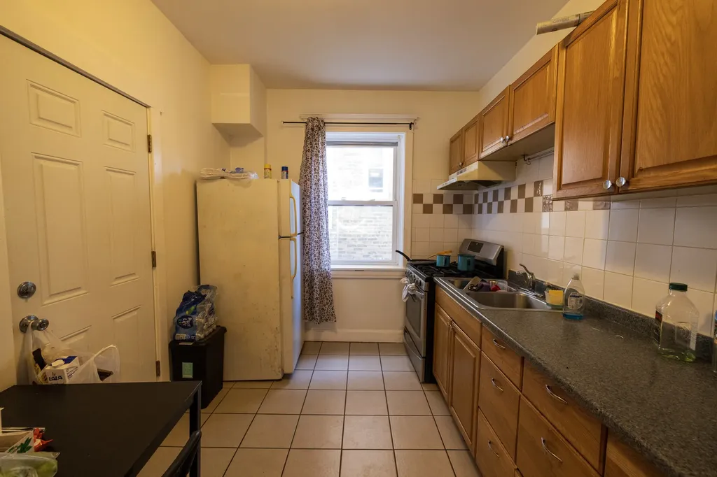2648 North Francisco Avenue Chicago IL 60647