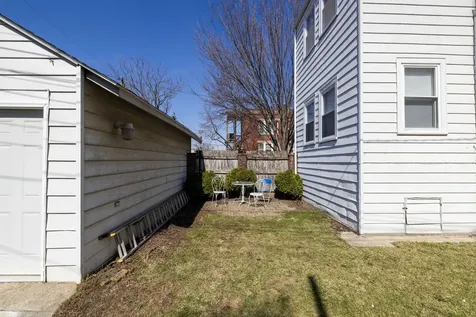2648 North Francisco Avenue Chicago IL 60647