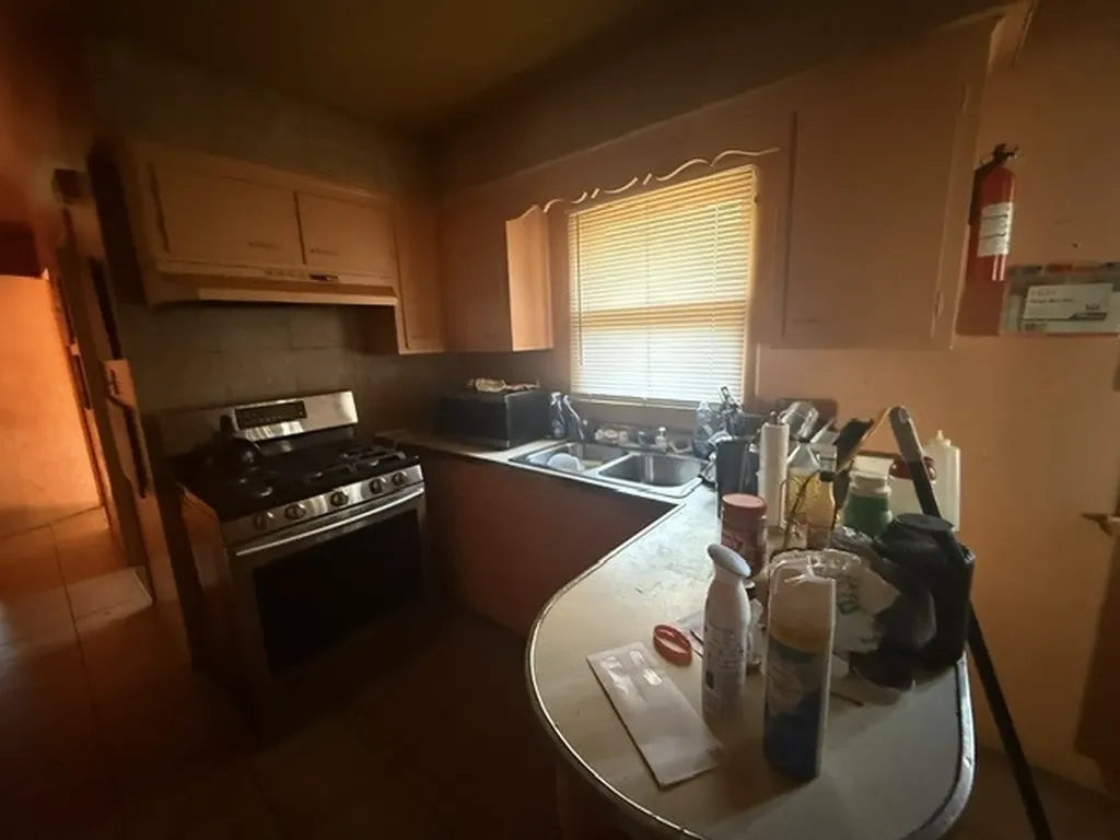 5953 South Throop Street Chicago IL 60636