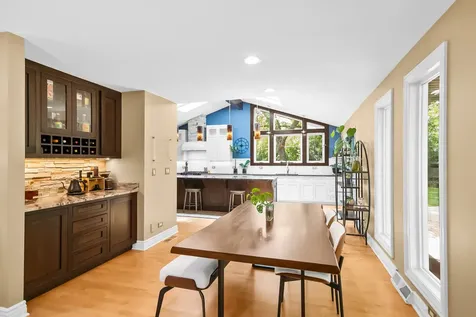 1145 Peregrine Court Palatine IL 60067
