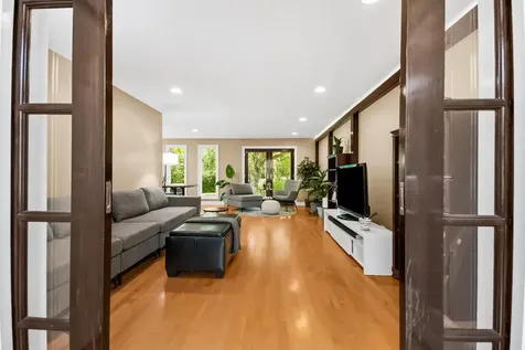 1145 Peregrine Court Palatine IL 60067