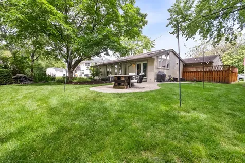 1145 Peregrine Court Palatine IL 60067