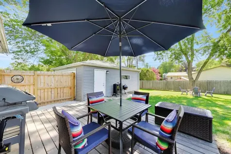 448 North Pershing Avenue Mundelein IL 60060